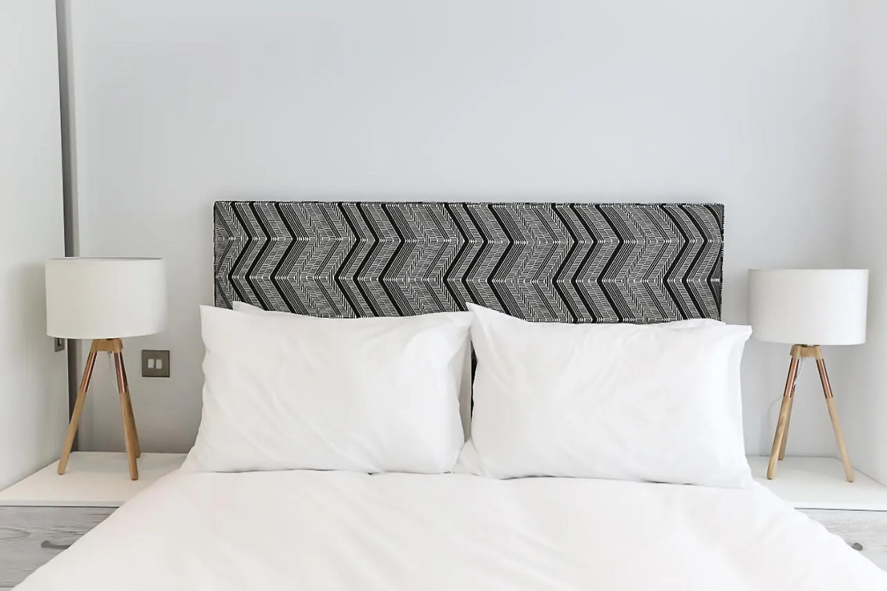 The Eight Apartments Shoreditch London 0*,